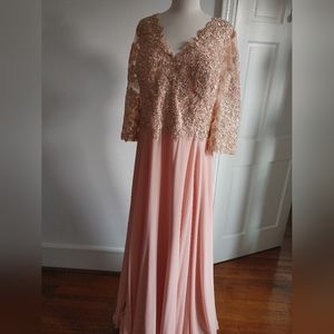 Dusty Rose Dress / Quinceañera Dress / Prom Dress / Ball Gown